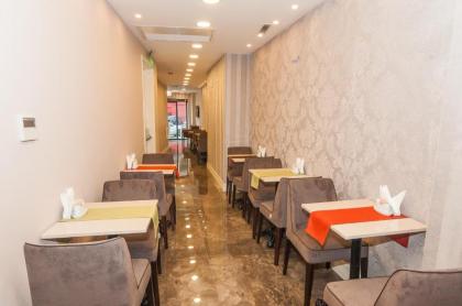 Park Grazza Hotel - image 5