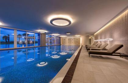 Radisson Blu Hotel Istanbul Atakoy - image 2