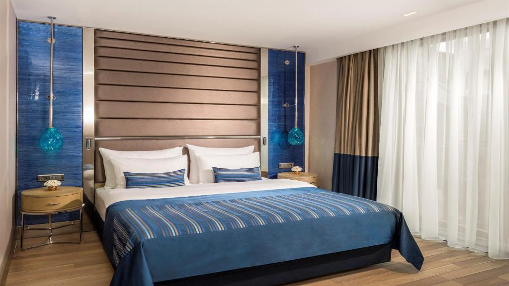 Crowne Plaza Florya Istanbul - image 2