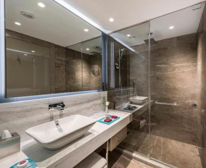 Crowne Plaza Florya Istanbul - image 20