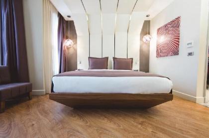 Maroon Hotel Pera - image 5