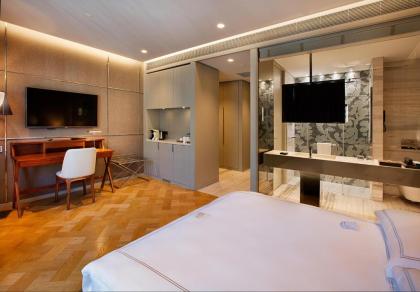 Fer Hotel - image 11