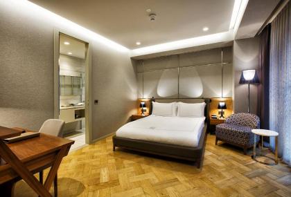 Fer Hotel - image 9