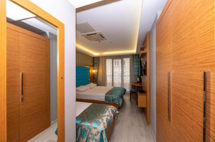 Grand Palace Hotel - image 16