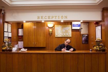 Hotel Yenibosna - image 3