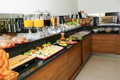 Golden Lounge Hotel - image 20