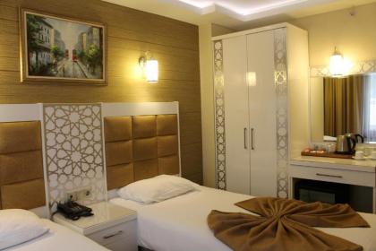 Istanbul River Hotel - image 11