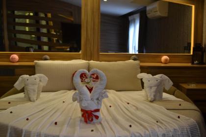 Gumus Palace Suites - image 11