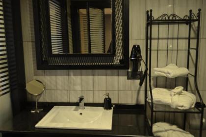 Gumus Palace Suites - image 15