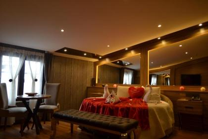Gumus Palace Suites - image 17