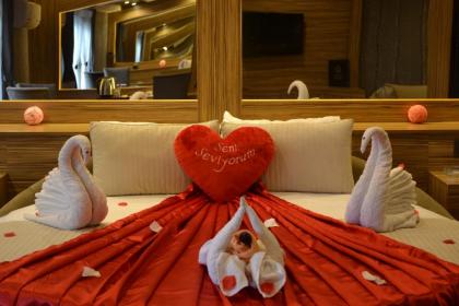 Gumus Palace Suites - image 19