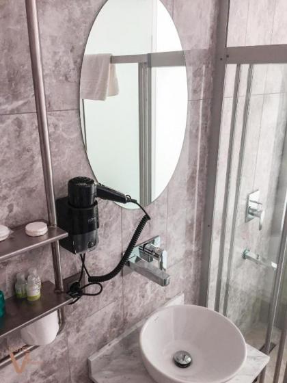 Hotel V Plus Taksim - image 9