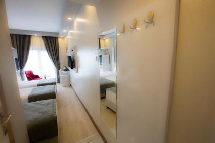Royal Inci Airport Hotel - image 8