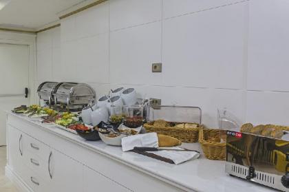 Grand Naki Hotel - image 13