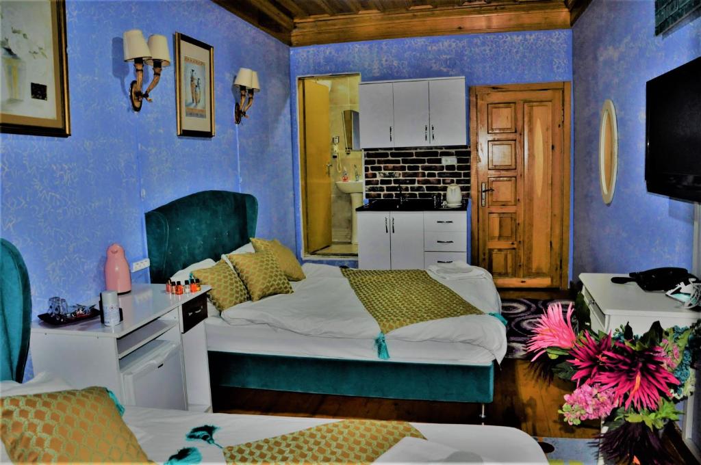 The Trip Hotel - main image