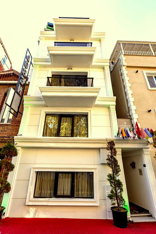 Loren Hotel & Suites - main image