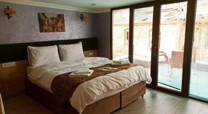 Loren Hotel & Suites - image 11
