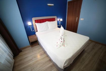 Taksim Park Suites - image 14