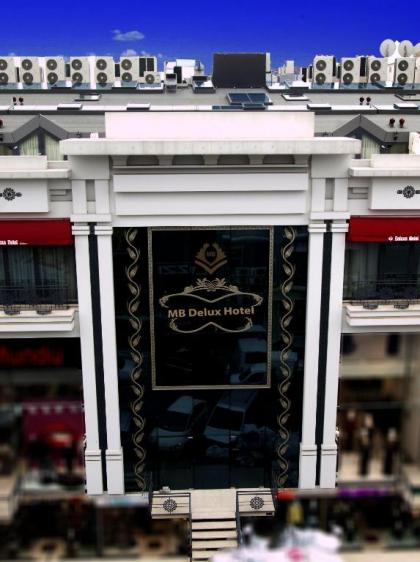 MB Deluxe Hotel - image 3