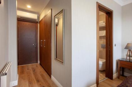 Allegra Suit Galata - image 22