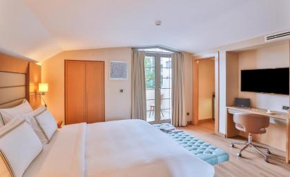 Ada Suites Nisantasi - image 12