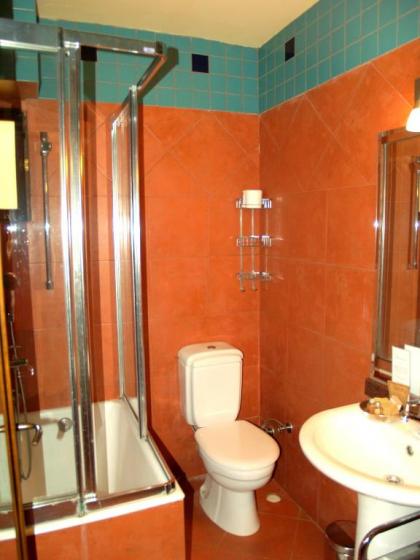 Hotel Empress Zoe - image 18