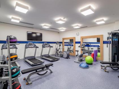 Hampton by Hilton Istanbul Zeytinburnu - image 15