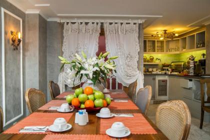 Amofta Hotel Taksim - image 9