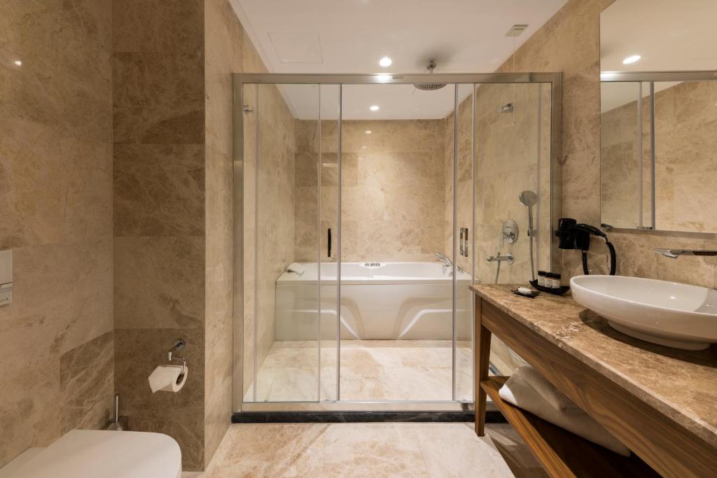 Endless Art Hotel-Special Category - image 4
