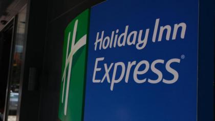 Holiday Inn Express ISTANBUL - ATAKOY METRO - image 1