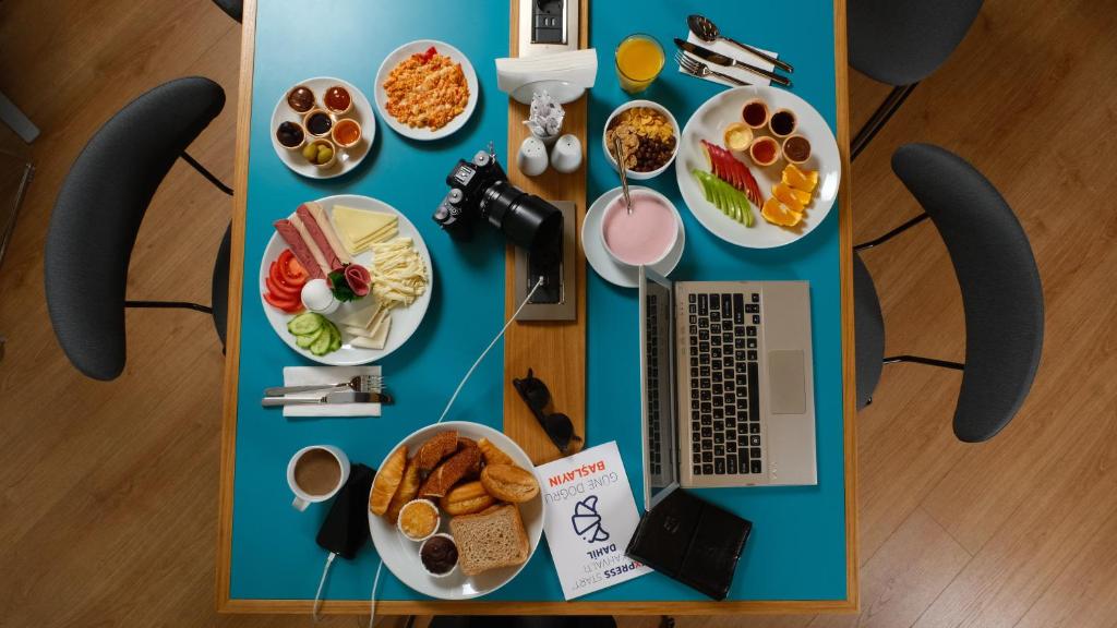 Holiday Inn Express ISTANBUL - ATAKOY METRO - image 2