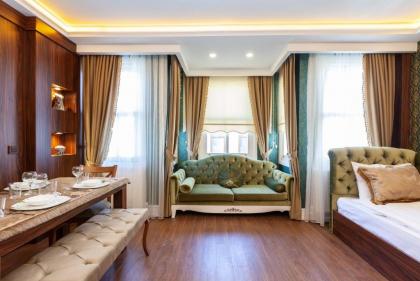Rose Mansion by Otantik Suites - image 1