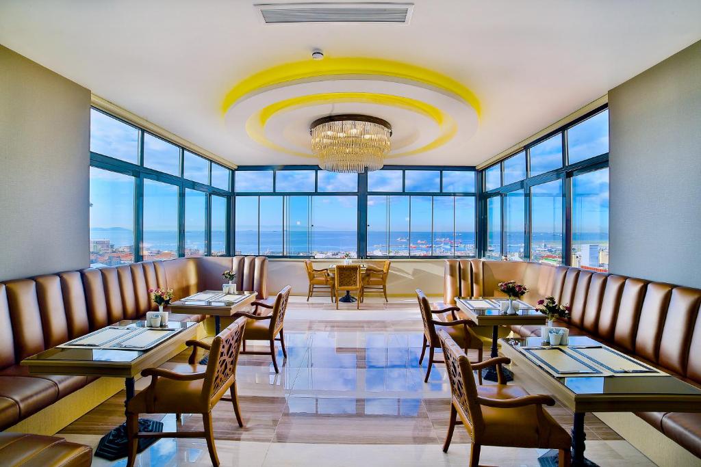 Beethoven Hotel & Suite - image 3
