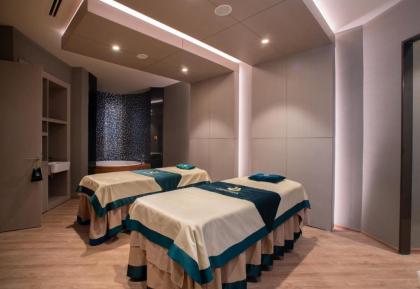 Hilton Istanbul Bakirkoy - image 17