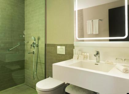 Park Inn by Radisson Istanbul Atasehir - image 3