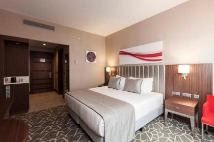 Ramada Istanbul Alibeykoy - image 18