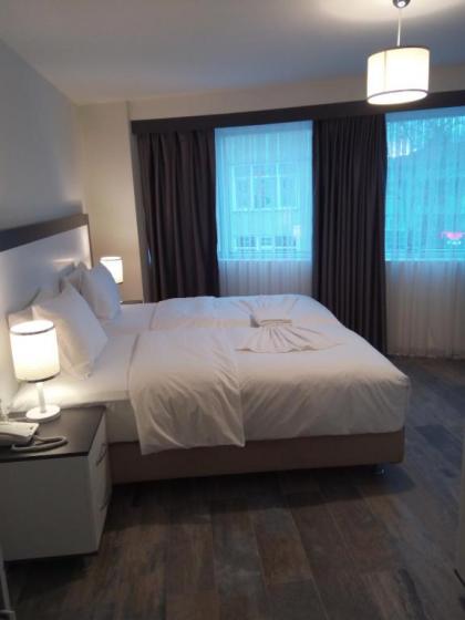 Eva Otel - image 11