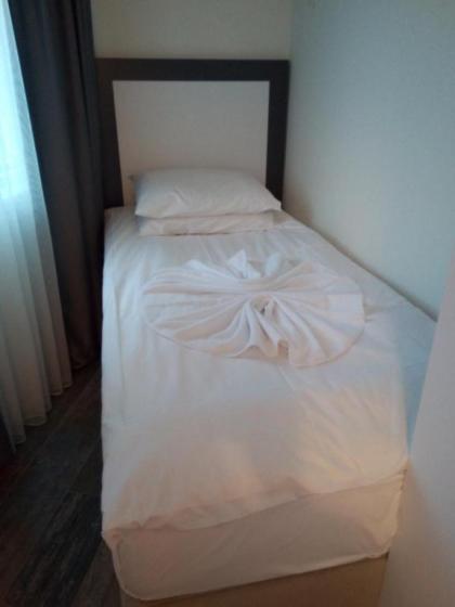 Eva Otel - image 12