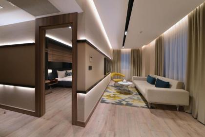 Nish Palace Exlusive Suites - image 1