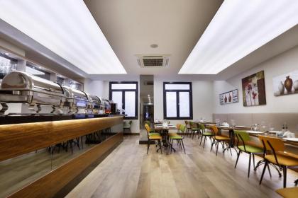 The White Orient Hotel - image 9