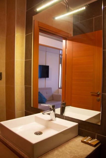 Mezzo Hotel - main image