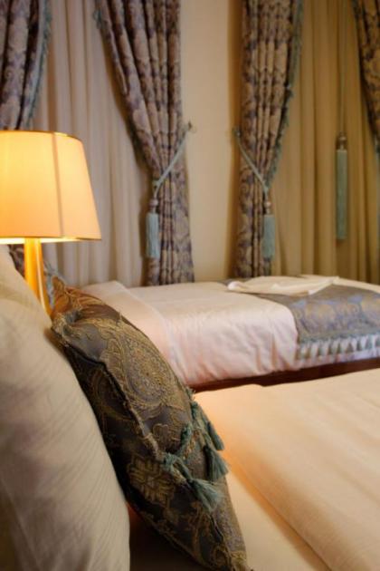 Mezzo Hotel - image 11