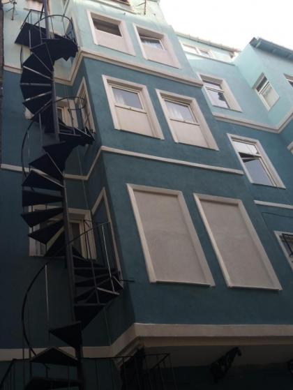 TAXİM HOSTEL - image 11