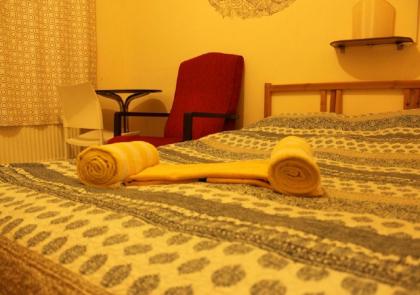 TAXİM HOSTEL - image 13