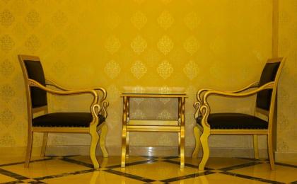 DELUXE NEWPORT HOTEL - image 11