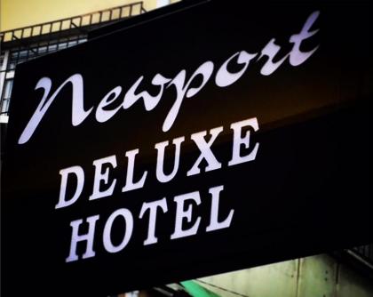 DELUXE NEWPORT HOTEL - image 3