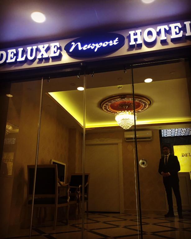 DELUXE NEWPORT HOTEL - image 4