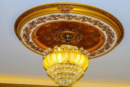 DELUXE NEWPORT HOTEL - image 5
