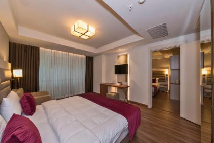 GOLDEN ROYAL HOTEL - image 17