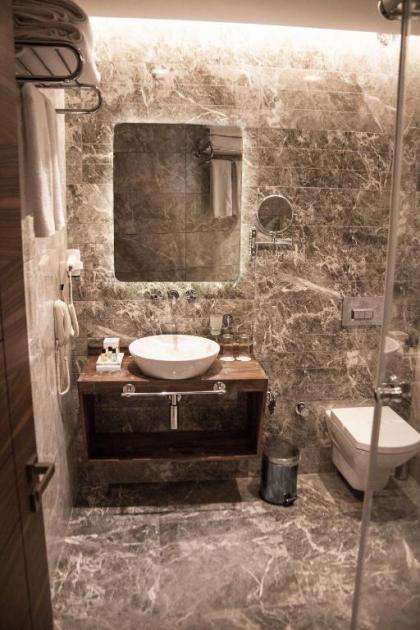 Old Port Hotel - image 17